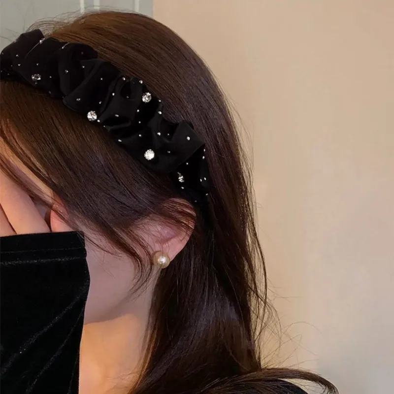Gypsophila Plissee Stirnband Eleganter Strass Haarschmuck für Frauen – Detail 2