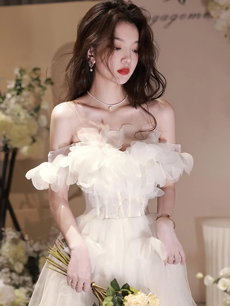 Vestido de quinceañera blanco con apliques románticos, traje de princesa con hombros descubiertos, elegante, corte en A, fiesta de cumpleaños, 2023