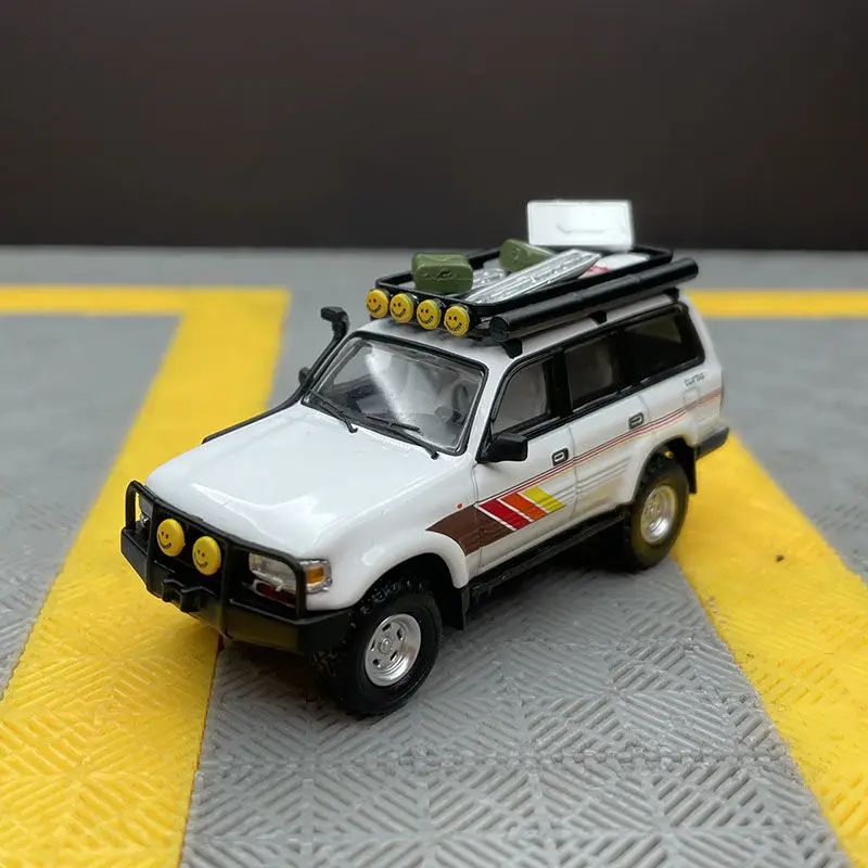 GCD 1:64 Toyota Land Cruiser LC80 Land Cruiser Land Cruiser SUV alloy car model