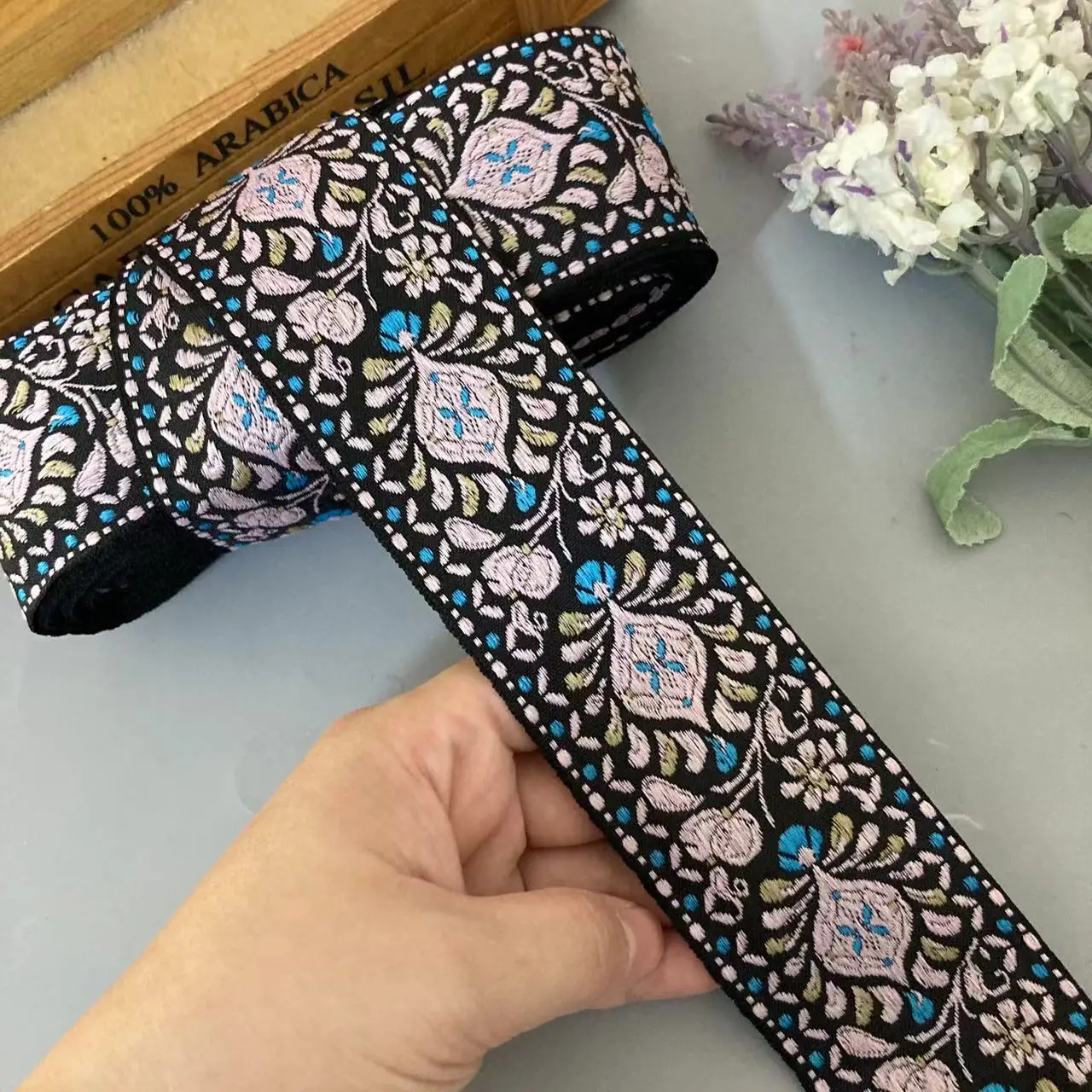 

New 1 Meters 5cm Pink Ethnic Flower Lace Trims Ribbon Jacquard Webbing Totem Pattern Knitting Garment Bag Accessories