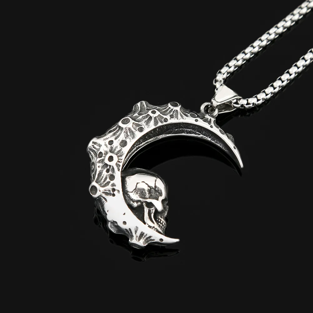 100pcs/lot New Moon Skull Head Titanium Steel Necklace Men's Stainless Steel Starry Sky Dominant Personality Pendant Jewelry in