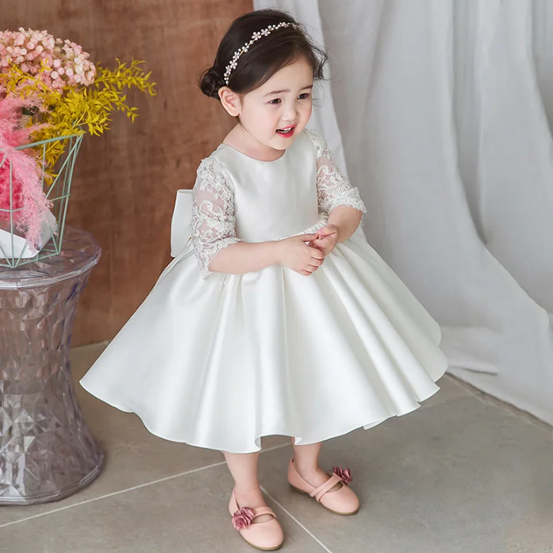 Weißes Blumenmädchenkleid aus Satin für Kleinkinder und Kinder für Hochzeit, erster Geburtstag, Zeremonie, Party, Prinzessin, Kommunion, Ballkleid für Mädchen im Alter von 1–14 Jahren – Detail 15