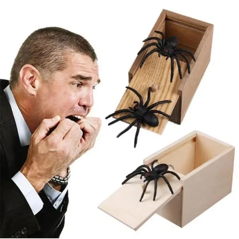 Funny Pop Out Spider Wooden Scare Box Toy Spider Prank Box Halloween April Fool Hilarious Christmas Joke Prank Trick Toy for Kid