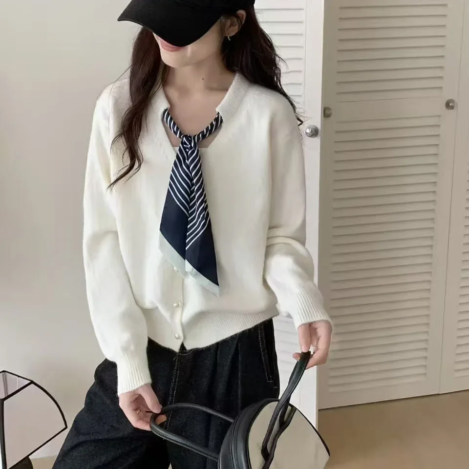 

Trendy Autumn Syle Long Sleeve Business Casual Ladies V-Neck Scarf Knitted Cardigan Comfortable Versatile Anti-Aging Casual Top