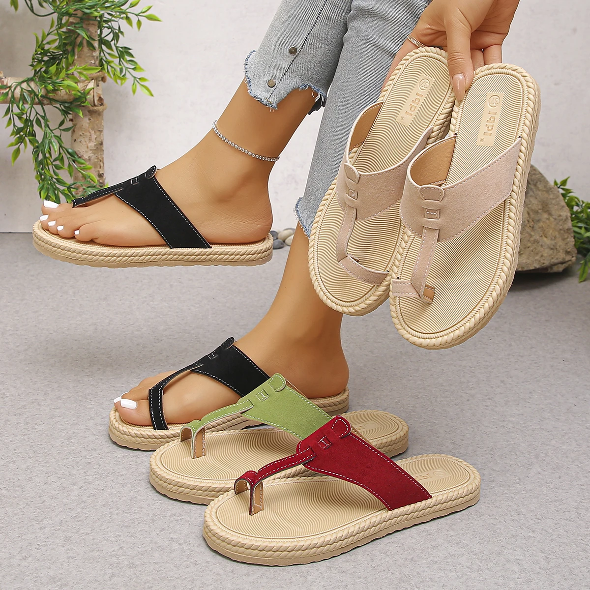 

Women Slippers Summer Fashion Sandals Flip Flops Comfortable Casual Thong Slippers Outdoor Beach Shoes Flat Bottom Slides Women