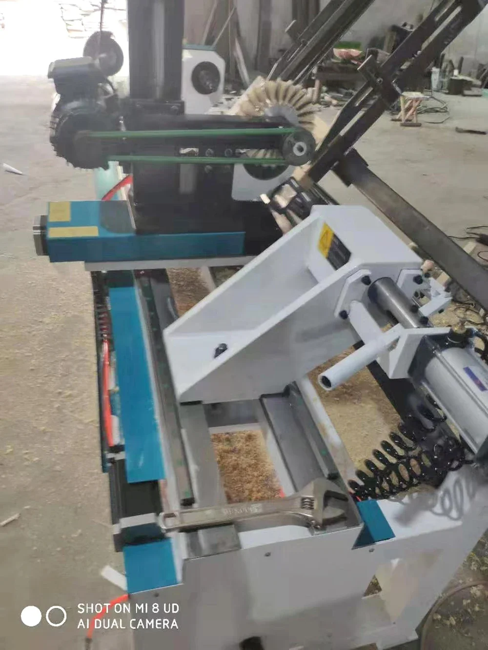 Tour à bois CNC à vendre, alimentation automatique, calcul, travail, tournage