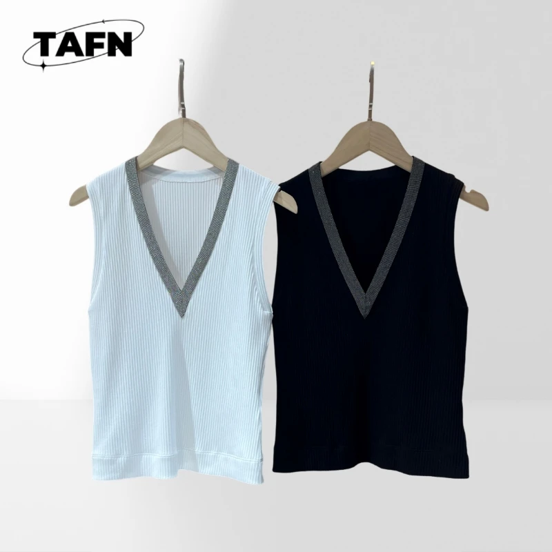 

Oversized Knit Cardigan for Women, Soft and Comfy for Fall & Winter Versatile and Comfortable for Winter AH0425