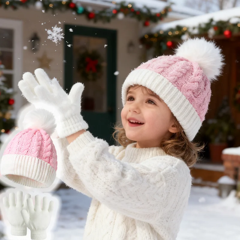 Новый рождественский детский комплект из двух предметов с вязаной шапкой и перчатками для осеннего и зимнего праздничного сезона
