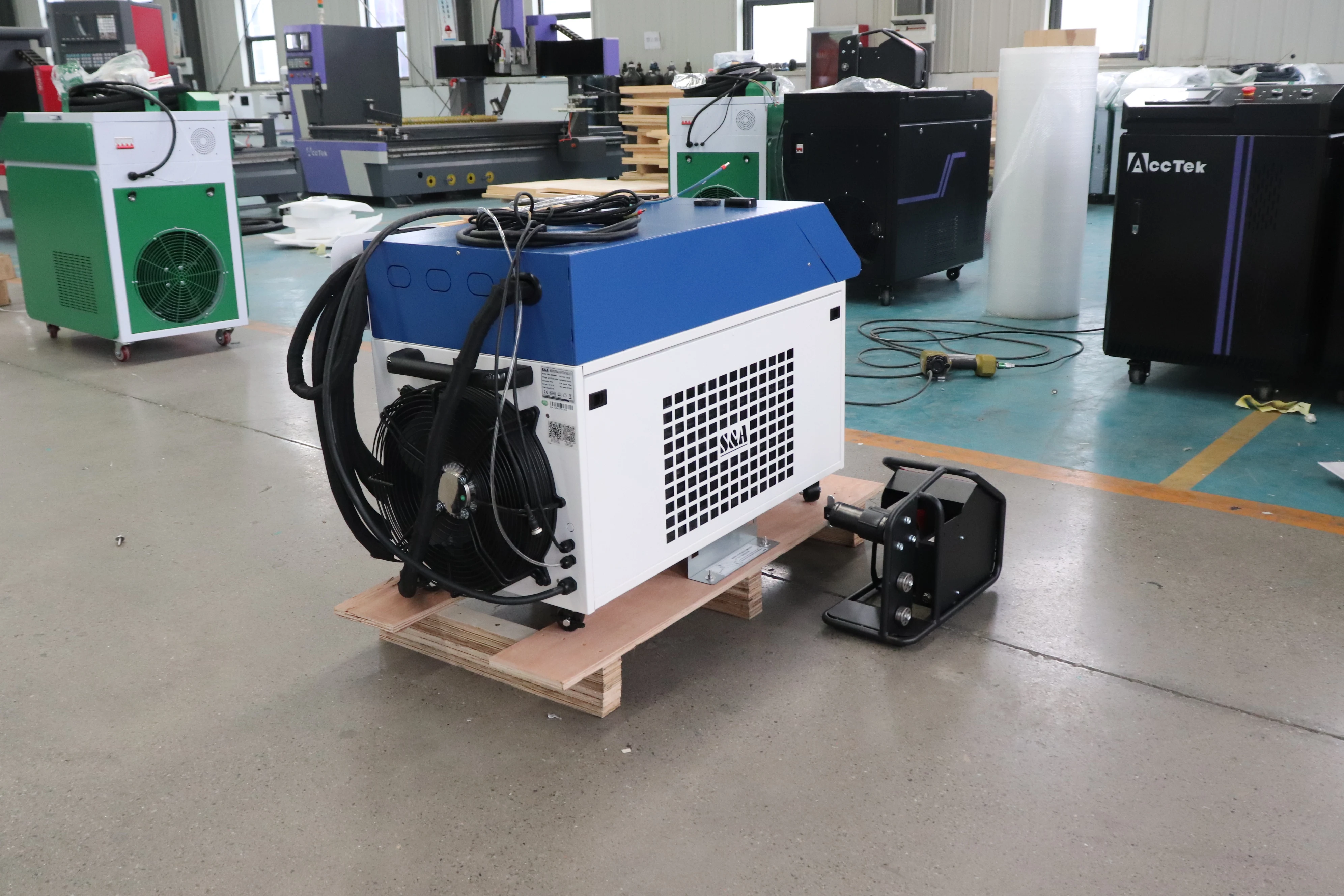 Factory Supply Handheld fiber 4 in 1 Laser Welding Laser Cleaning Laser Cutting Machine 1500W for metal