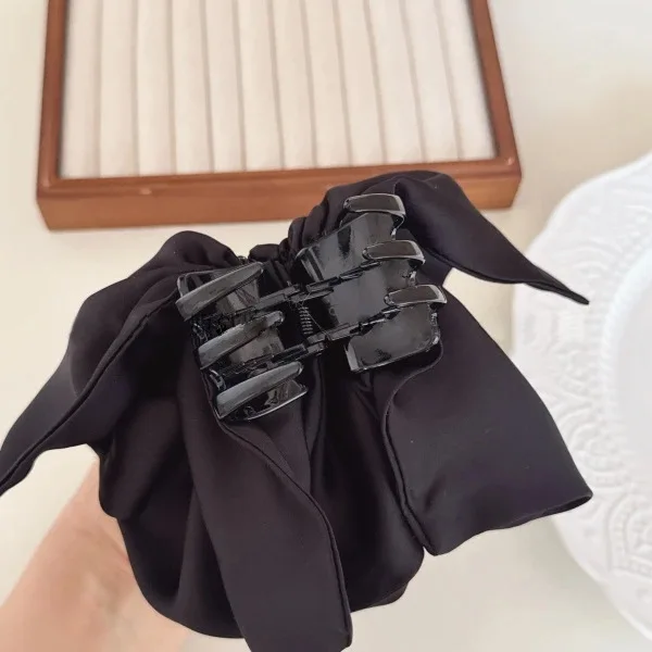 Satin Large Bow 4CM Hair Claw Clips Ponytail Holder Women Girls Hair Barrettes Clamps Hairpins Hair Accessories Fashion