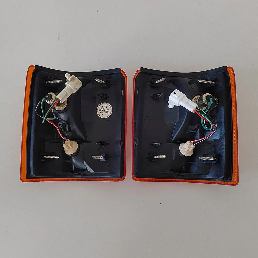 A Pair Car Turn Signal Light For Mazda Titan T3500 T4000 1994-2000 8BW351060 - Image 4