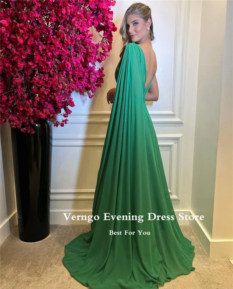 Verngo Green Chiffon Avondjurken Lange Cape Mouwen Applique Kralen Side Slit Arabisch Vrouwen Formele Party Dress Vestidoss