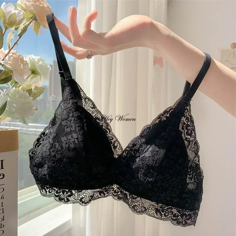 French Lace Bra Triangle Cup No Steel Ring Bralette with Chest Pad Sexy Women Thin Pad Brassieres Summer Breathable Underwear