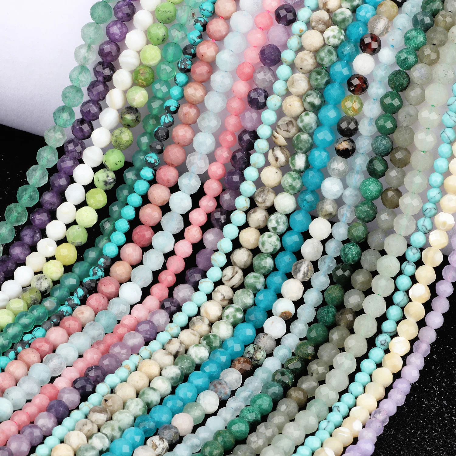 Natural Gems Small Waist Beads 2 3 4mm Faceted Beige Shell Cordierite Stone Beads for Jewelry DIY Making Bracelet Accessories