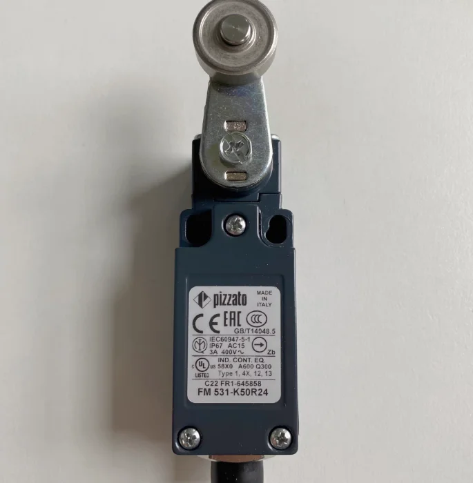 New original Pizzato limit switch FM 531-K50R24