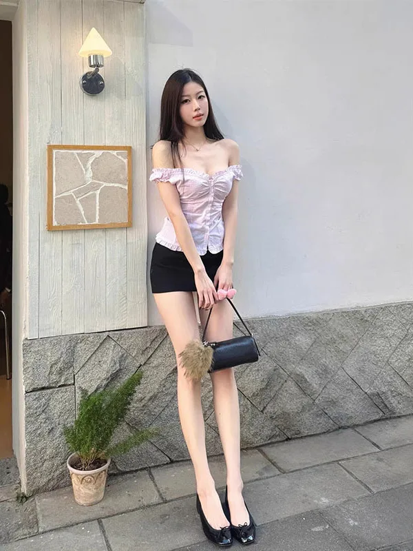 

Retro Style Women's Shirt One Shoulder Plaid Waist-Cinching Short Sleeve V-Neck Wooden Trim Slimming Effect Pure Color