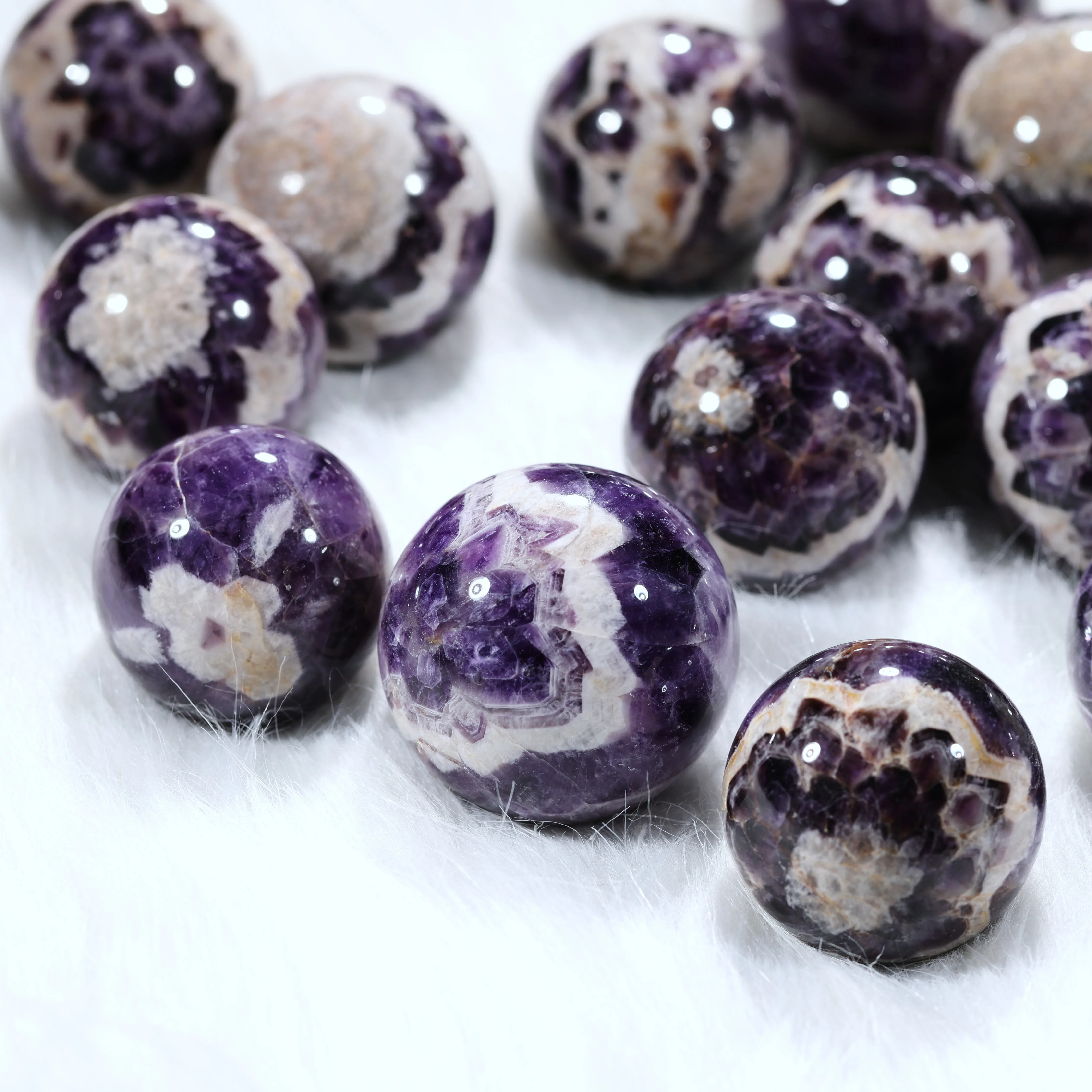 Wholesale Natural Healing Stones High Quality Dream Amethyst Sphere Huge Size Crystal Crafts For Decoration