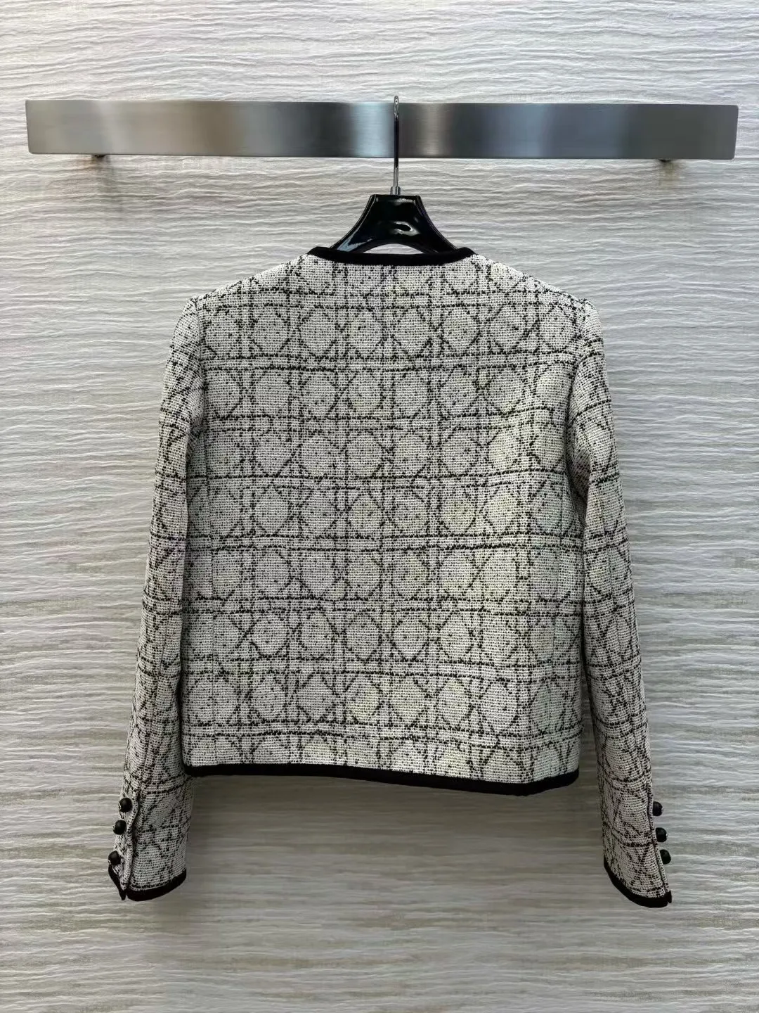 High end customized women's versatile checkered jacket