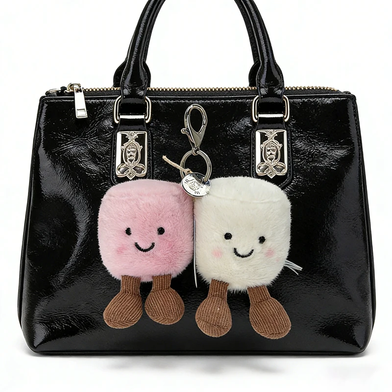 Llavero de Peluche de Malvavisco - Adorable y Suave Amuleto de Bolso con Forma de Gato de Dos Tonos, Juguete de Peluche, Accesorio para Coche y Regalo Navideño