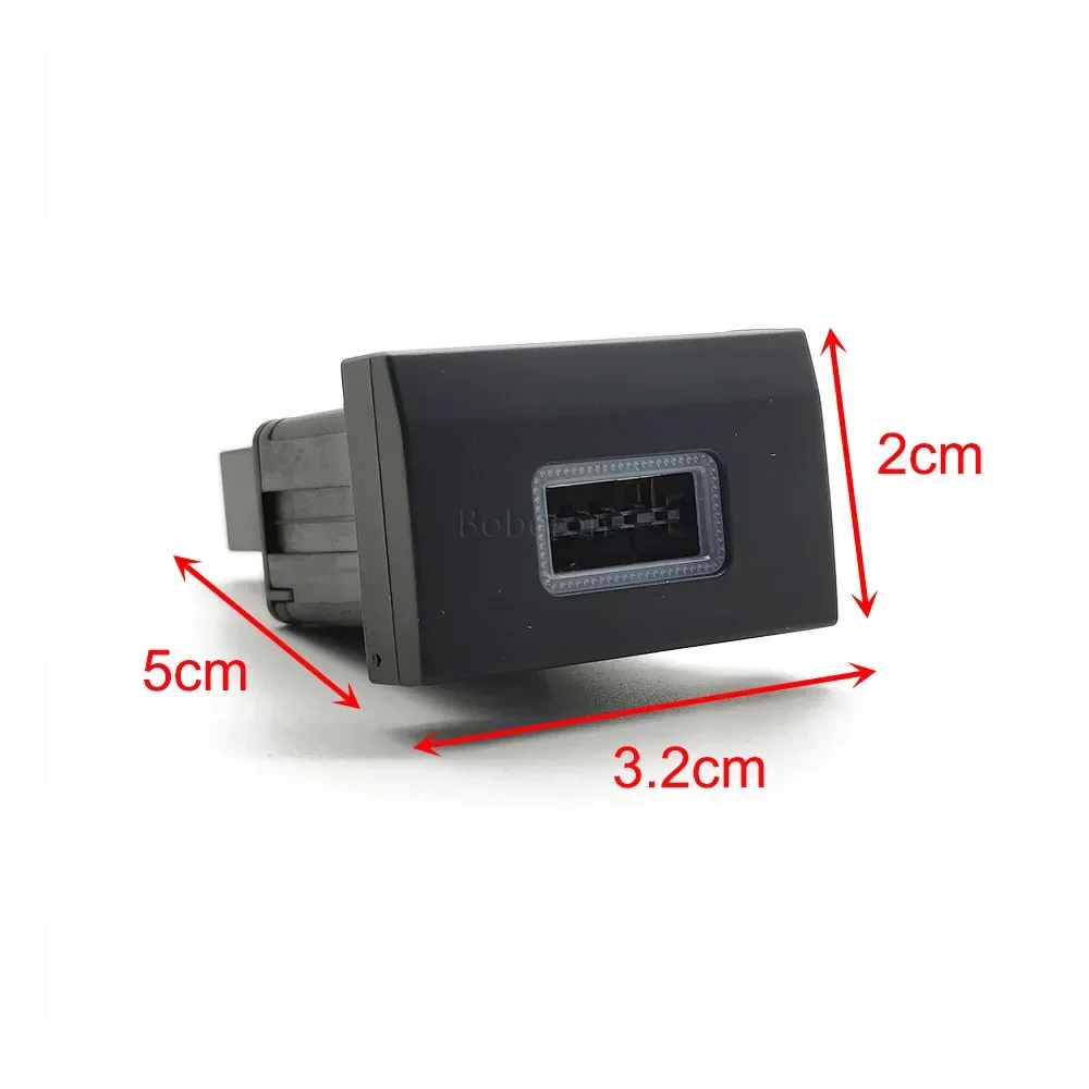 Auto Phone Fast Charging Adapter Car Charger QC3.0 Type C PD USB Interface Socket Switch for VW POLO 2011-2013