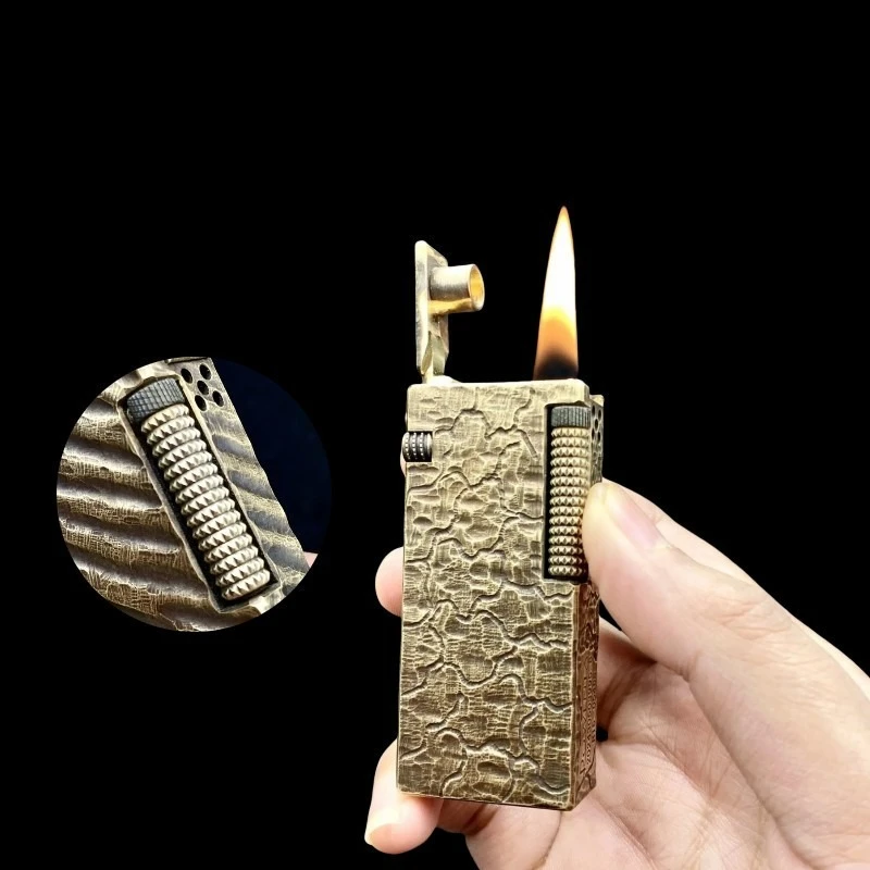 

Skyarm lifting and sliding flip double-layer oil storage bunker brass carving retro lighter personalized smoking ignition tool