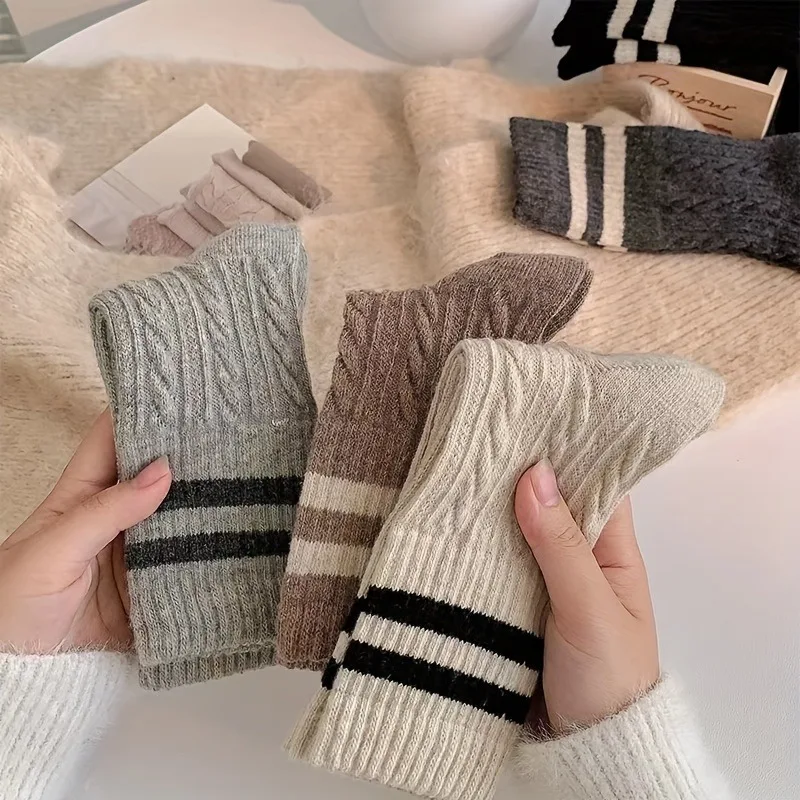 5-Pack Women's Mid-Calf Socks, Ins Trendy Japanese College Style Vintage Twisted Stripe Versatile Over-the-Calf Socks