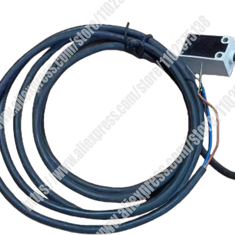 New XS8-S17PA140C X…