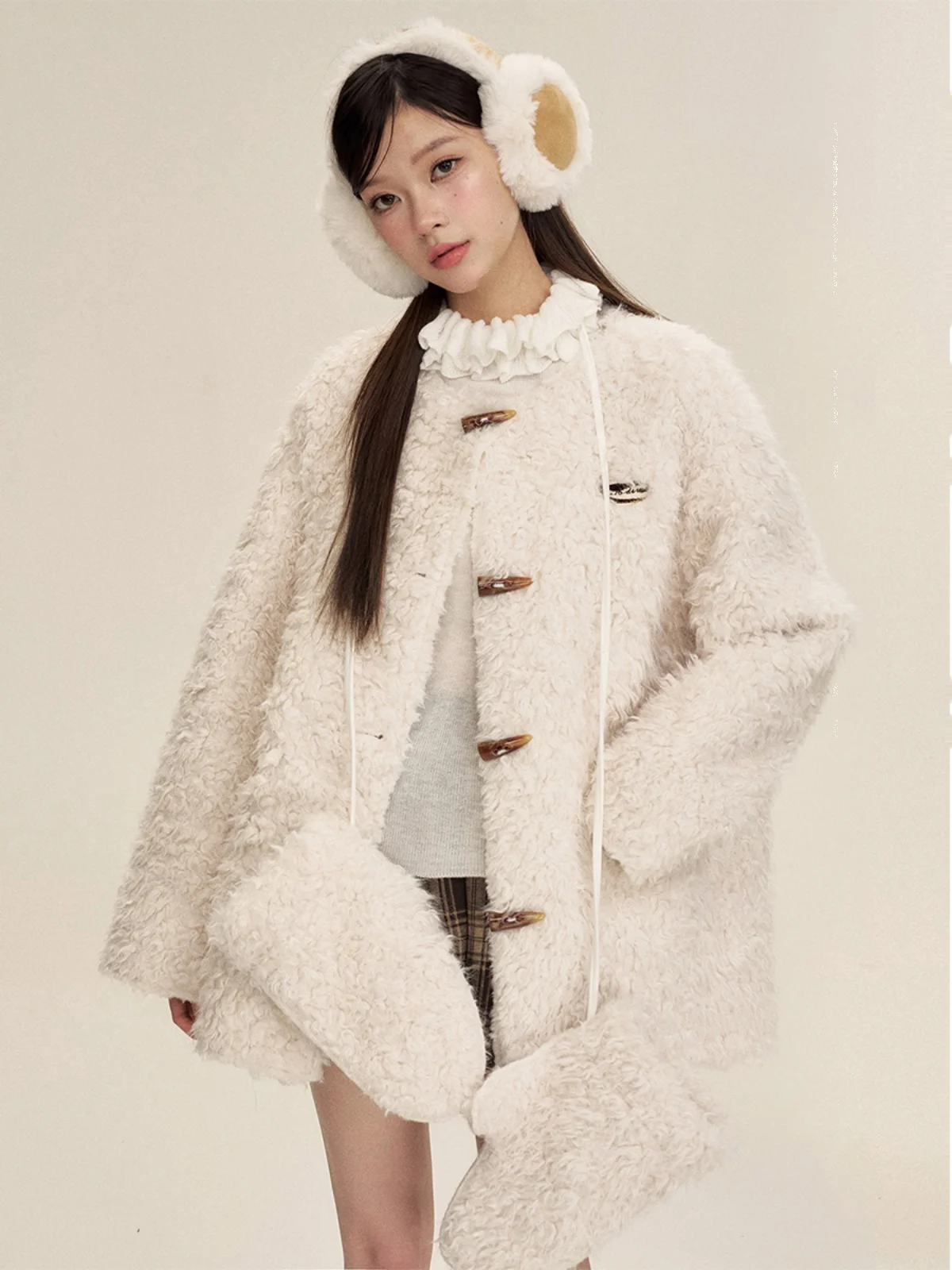 

6DEWS Thiened Lamb Fur Jaet Women's Snowflake Button Inteated Outerwear Long Sve round Ne Winter Coat
