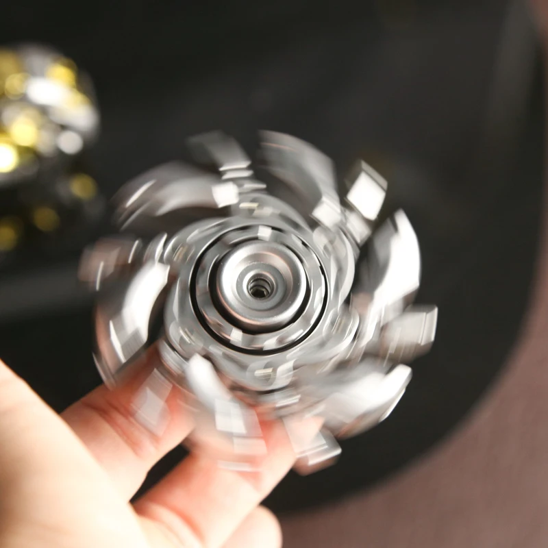 Deformazione Mecha Fidget Spinner Sollievo dallo stress Giroscopio Giocattolo Giocattolo tascabile Spinner a mano per adulti Fidget Toy Regali per adulti