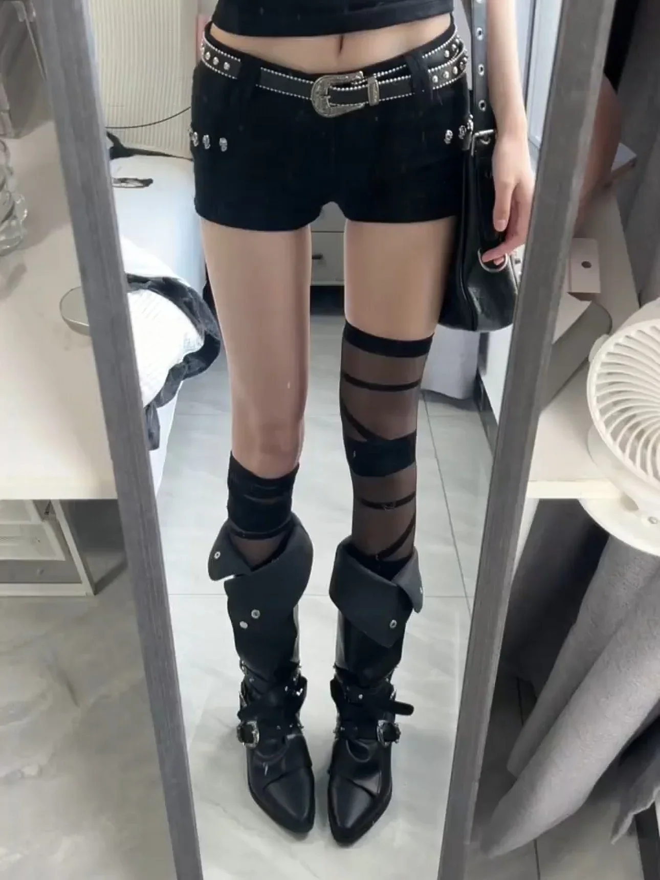 Knight boots 2025 autumn black punk style niche personality long boots American wasteland style boots women retro image 5