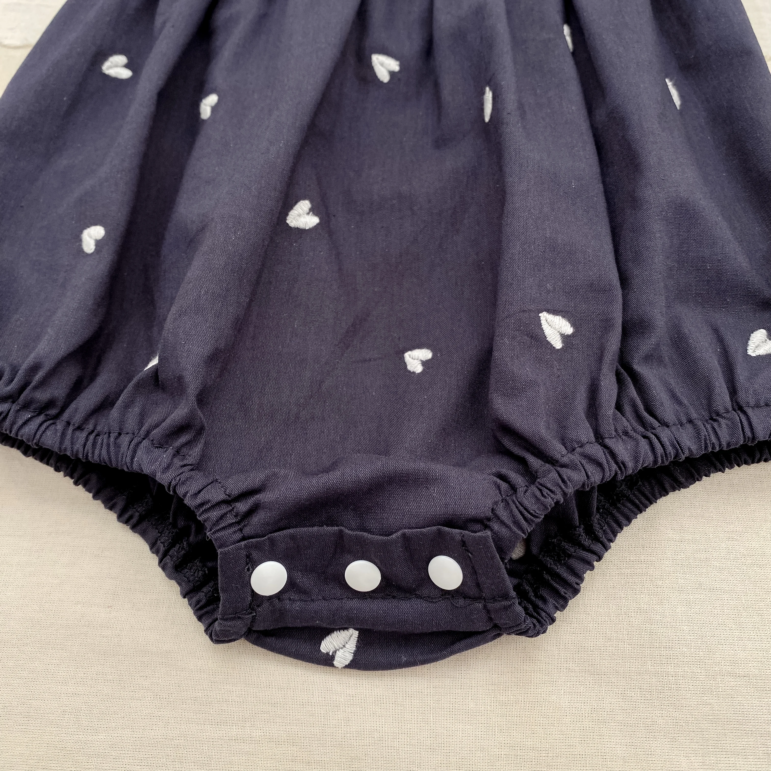 2026 Neuer Sommer Neugeborenen Baby Mädchen Strampler 0-24M Baby Mädchen Kleidung Ärmellos Baumwolle Herz-Print Baby Mädchen Einteiler – Detail 10