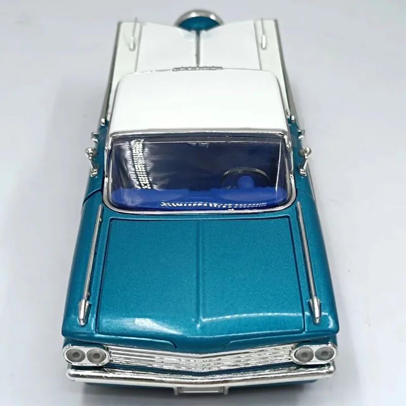 Diecast Original 1:24 Scale 1959 Impala Simulation Alloy Car Model Classic Collection Decoration Toy Gift Souvenir Display