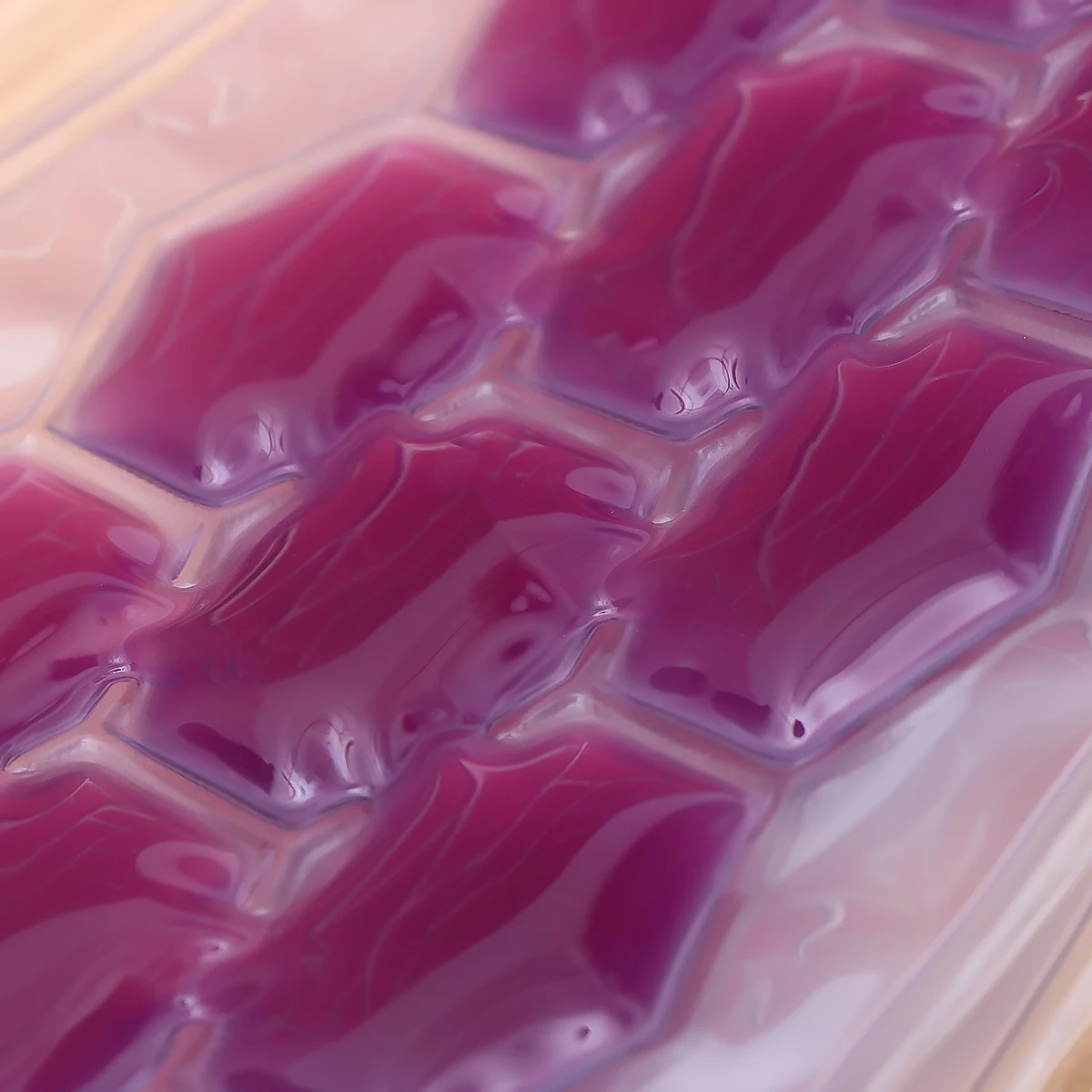 

750Ml Pvc Double Sided Wine Bottle Cooling Reusable For Travel Wine Cooler Carrier Chiller Freezer Insulated Bag White