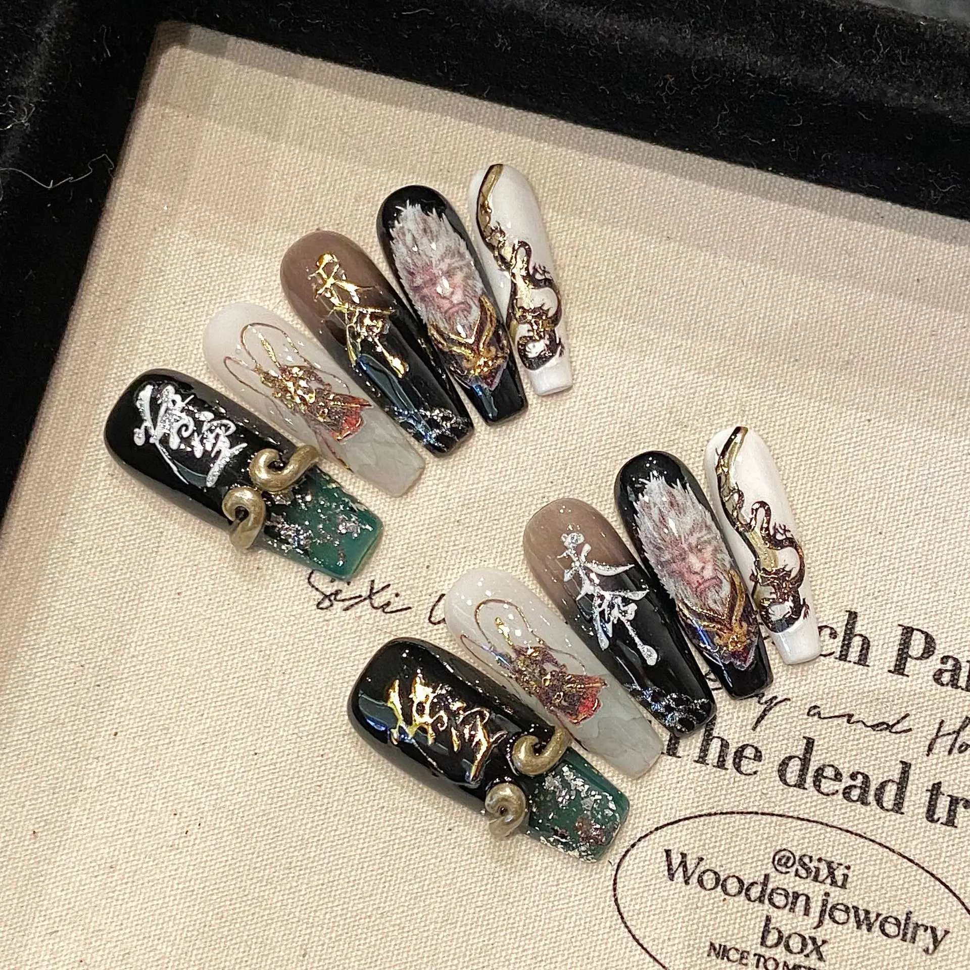 الصحافة اليدوية على الأظافر WU KONG القرد طباعة الأظافر وهمية يمكن ارتداؤها غطاء كامل الأوروبية طويلة الباليه نعش أظافر صناعية بقع