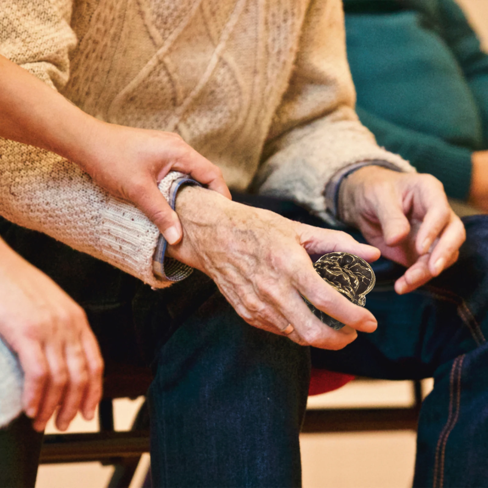 

2Pcs Chinese Exercise Balls Brass Walnuts Finish Hand Exercise Balls for Strength Home Decoration Tea Pet Brass Artware