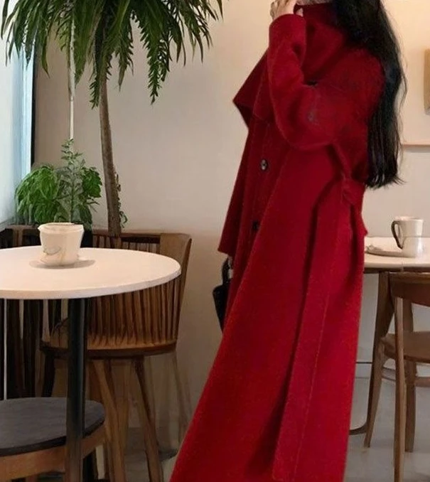 2025 Winter Red Coat with A High-end Temperament Medium To Long Woolen Coat