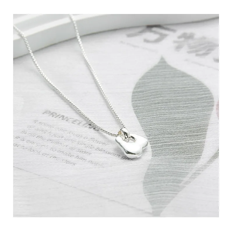 

Necklace Female Korean Niche Brand Irregular Tag Necklace High-end Fresh Plain Silver Cross Chain