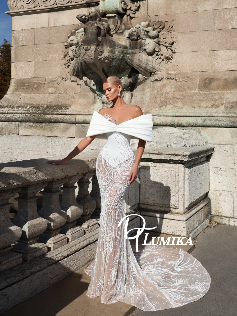 2027 Oversized Satin Bow Wedding Dress Handmade Pearl Beading Illusion Bodice Mermaid Bridal Gown Customized Luxury Bride Wear