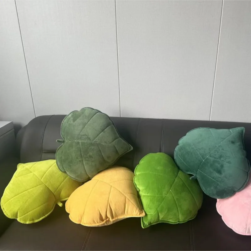 Plush Leaf Shape Stuffed Throw Pillow for Sofa 3D Leaves Plush Cushion Ins Style Solid Color Pillows Home Decor Sofa Pillows