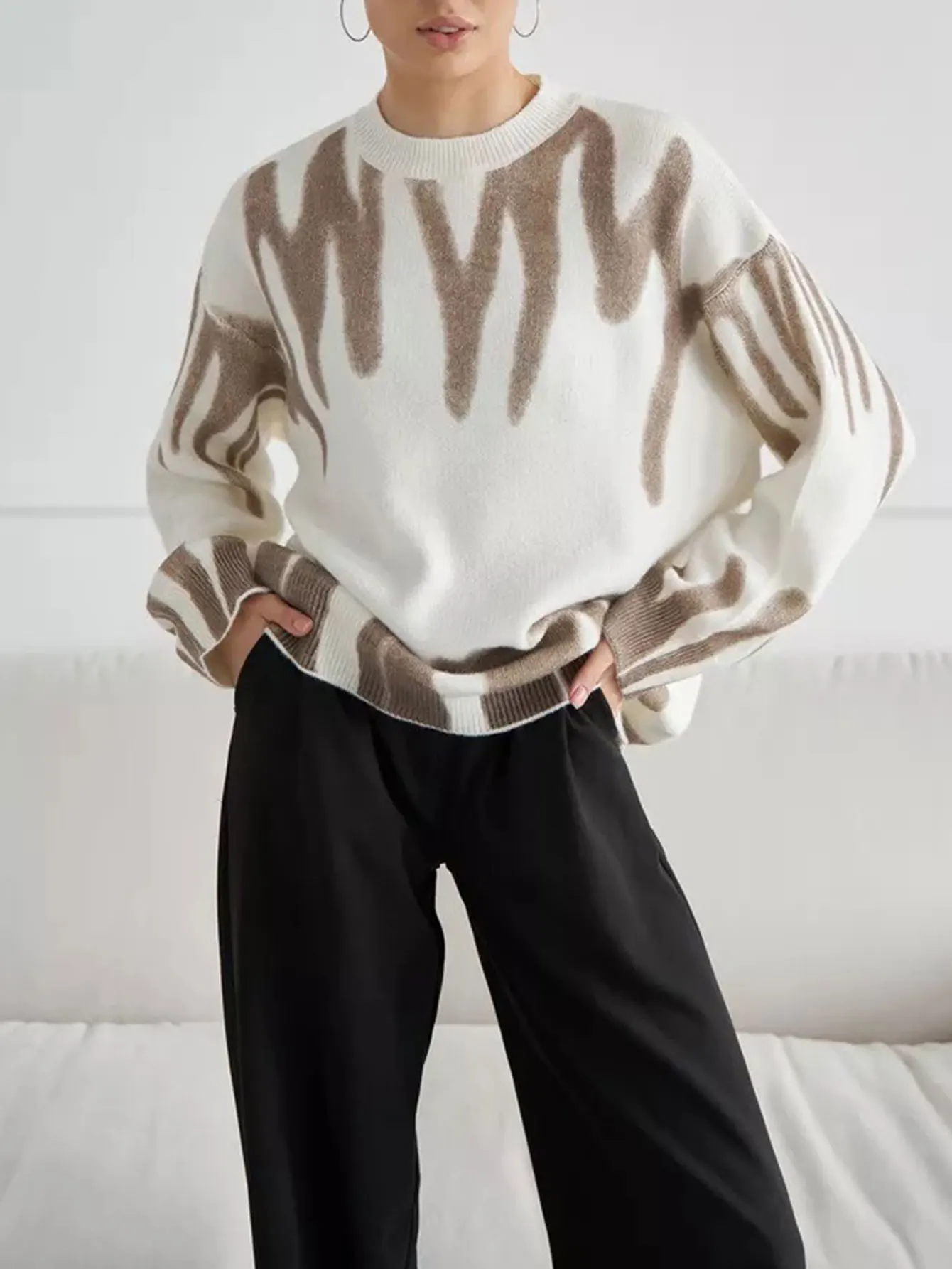 

Женский свитер с длинным рукавом и круглым вырезом, осенне-зимний модный удобный полосатый стиль повседневной носки