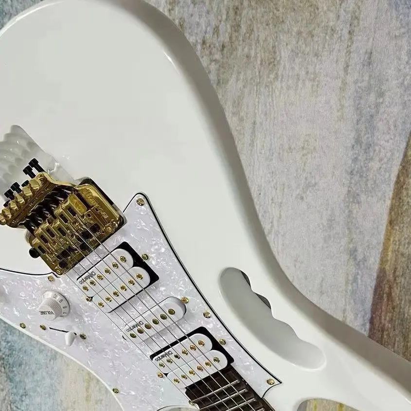 Hot Sale White Electric Guitars Golden Hardware Floyd Rose Tremolo Bridge White Pearl Pickguard view 5