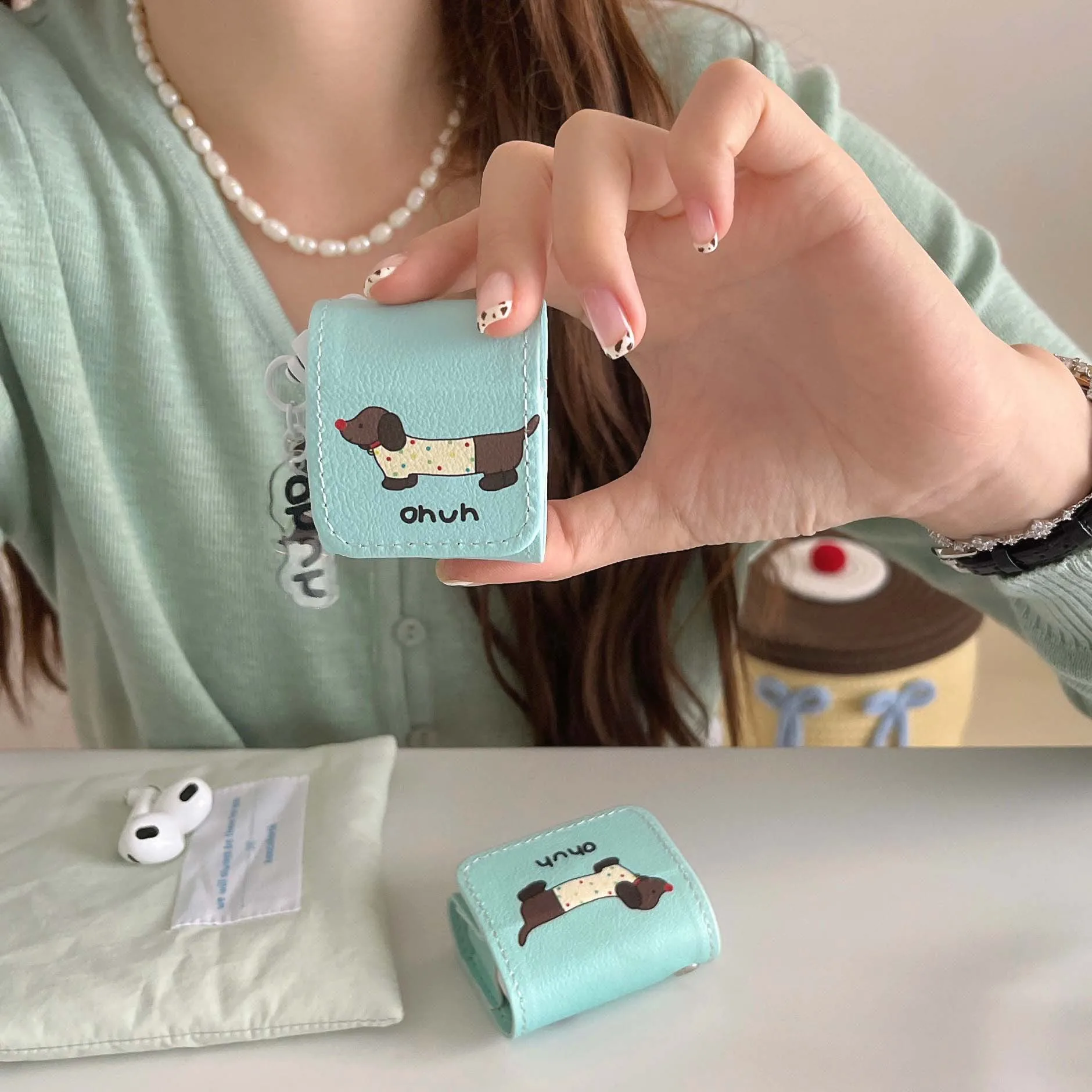 Mint green summer leather shocproof fundas for apple airpods 1 2 pro2nd 3 pro cartoon dachhund pendant charging box headset case image 2