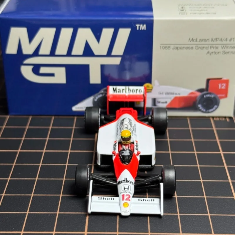 MiniGT MGT01099 1988 Japanese Grand Prix Winner Ayrton Senna 1:64 1099 F1 McLaren MP4/4 #12 Diecast Car Model Toy Gift