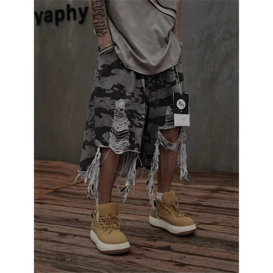 

Ripped Hole Camouflage Denim Shorts Men Streetwear Hip Hop Punk Raw Edge Knee Length Pants Harajuku Vintage Washed Jeans Short
