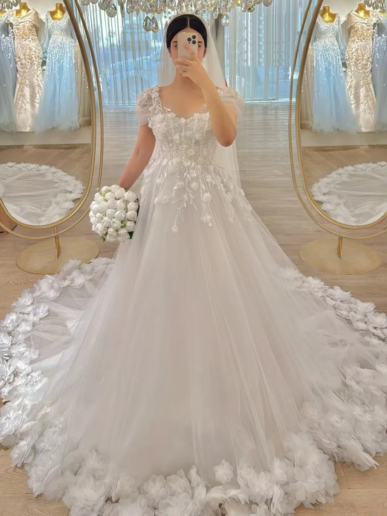 Customized Romantic A Line V Neck 3D Floral Wedding Dress Sexy Lace Bodice Bridal Gown Cap Sleeve Vestido Novia