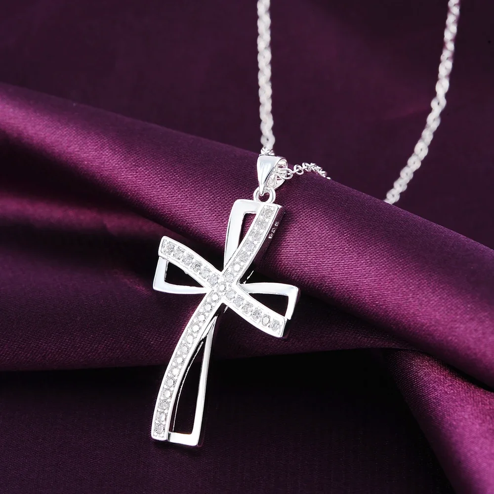 Promotions 925 Silver Necklace Charm for Women Cyrstal Cross Pendant Chain Jewelry Fashion Cute Wedding Party