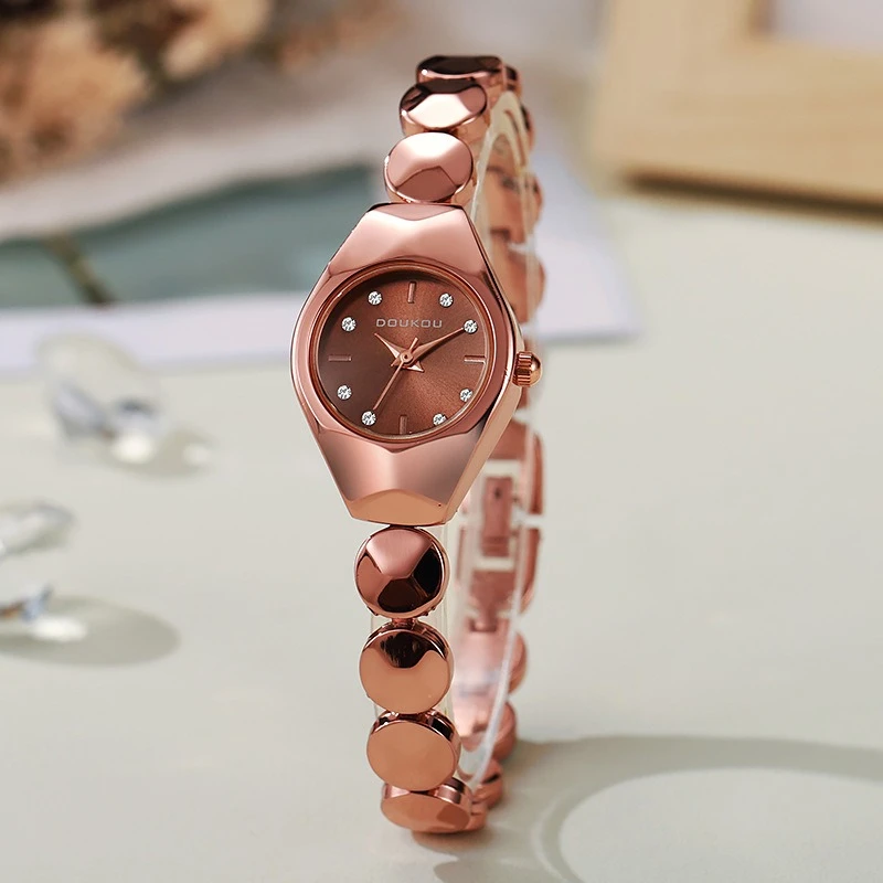 موضة جديدة كوارتز ساعات نسائية فاخرة الفولاذ المقاوم للصدأ حزام أنيق سيدة سوار ساعة Relogio Feminino