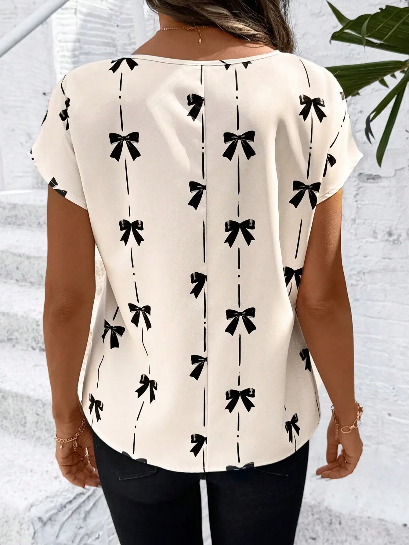 

Women's Bowknot Print Loose Round Neck Blouse Casual Summer Top