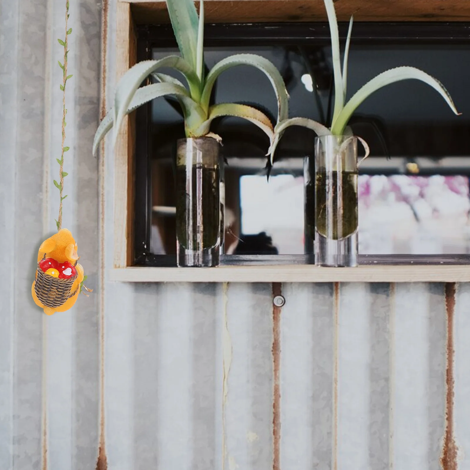 

Climbing Rabbit Statue for Garden Decor Bunny Wall Hanging Resin Planter nament Flower Pot Decoration Outdoor Gardening