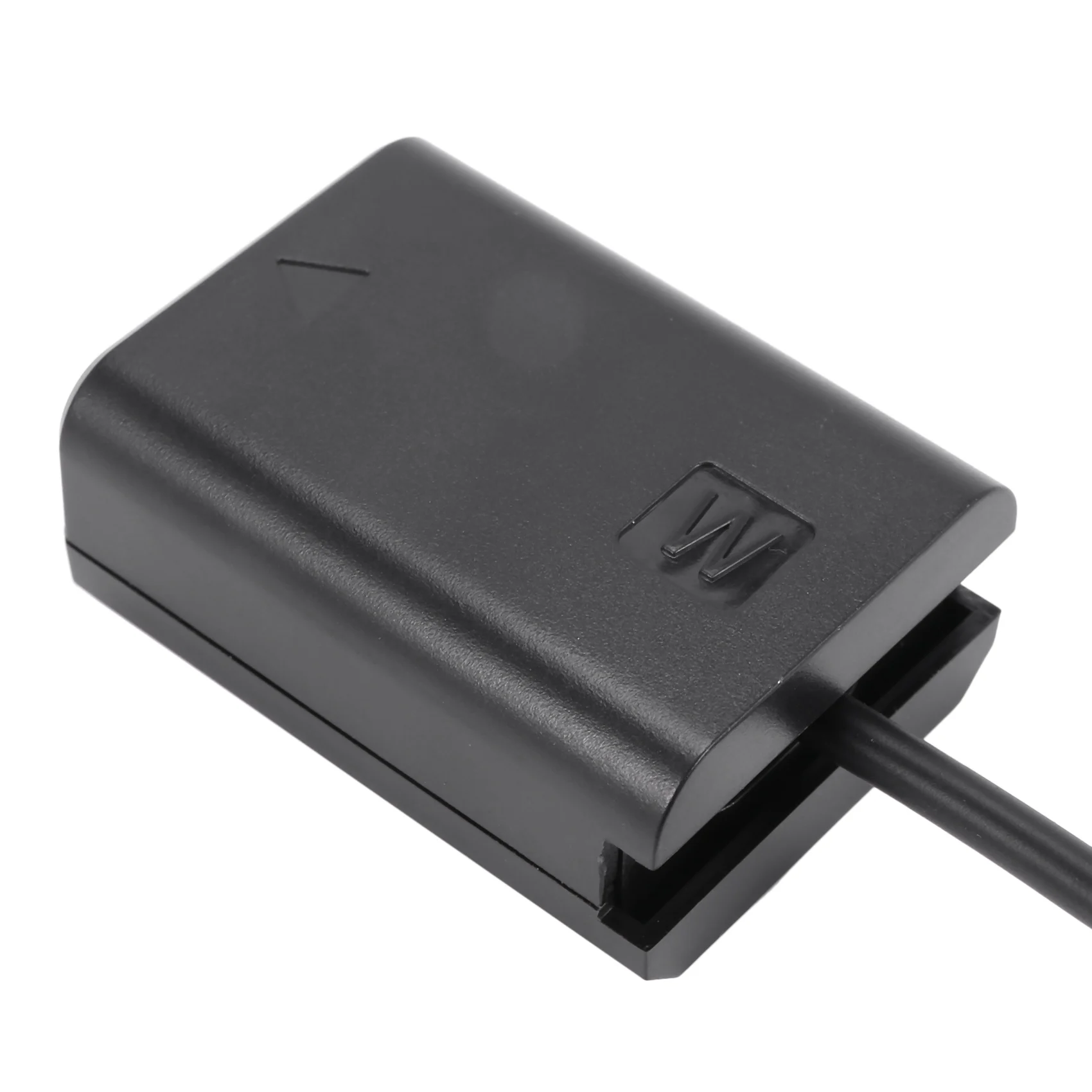 

Адаптер-муляж аккумулятора NP-FW50 с кабелем питания в спиральной оплетке и штекером DC для Sony A7 Mark II, A6300, A6000